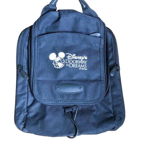 Collectible Disney Cosmetic Bag Disney's Doorway to Dreams - Picture 1 of 4